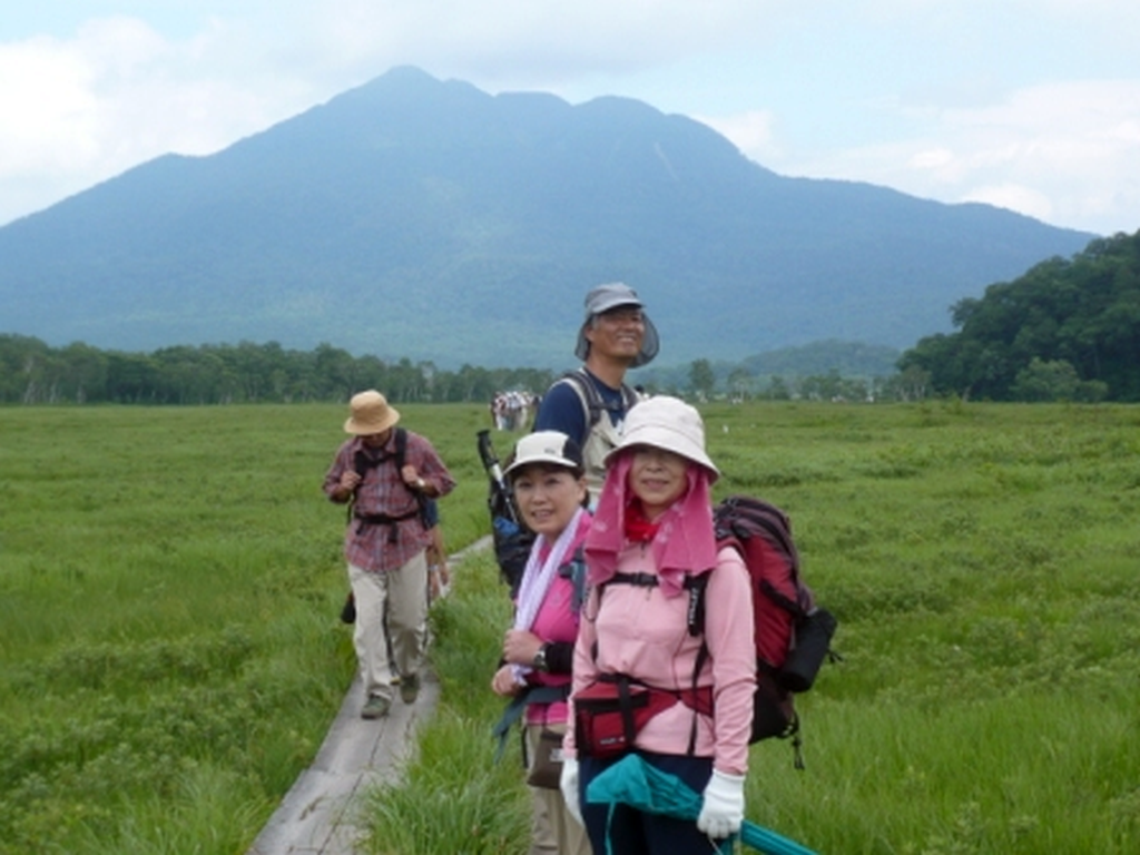  明日はあの山に登ります