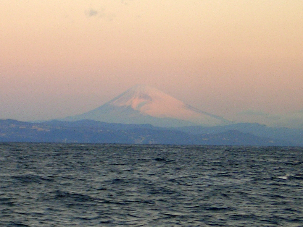  大島沖からの富士山