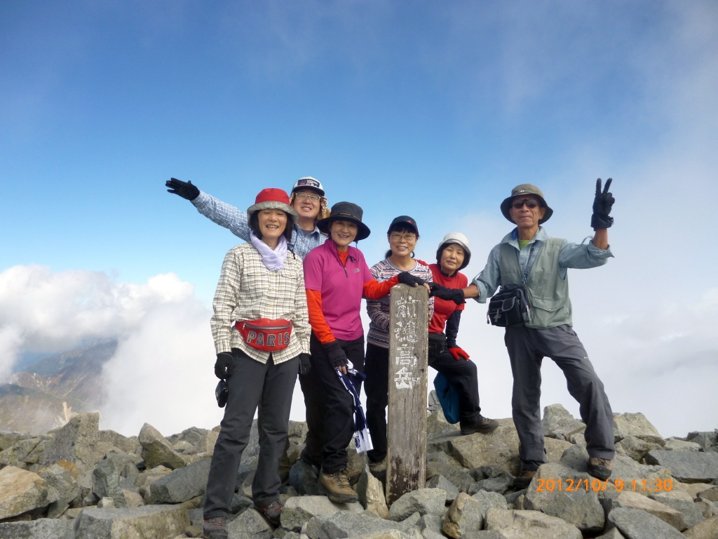  前穂高岳、山頂にて