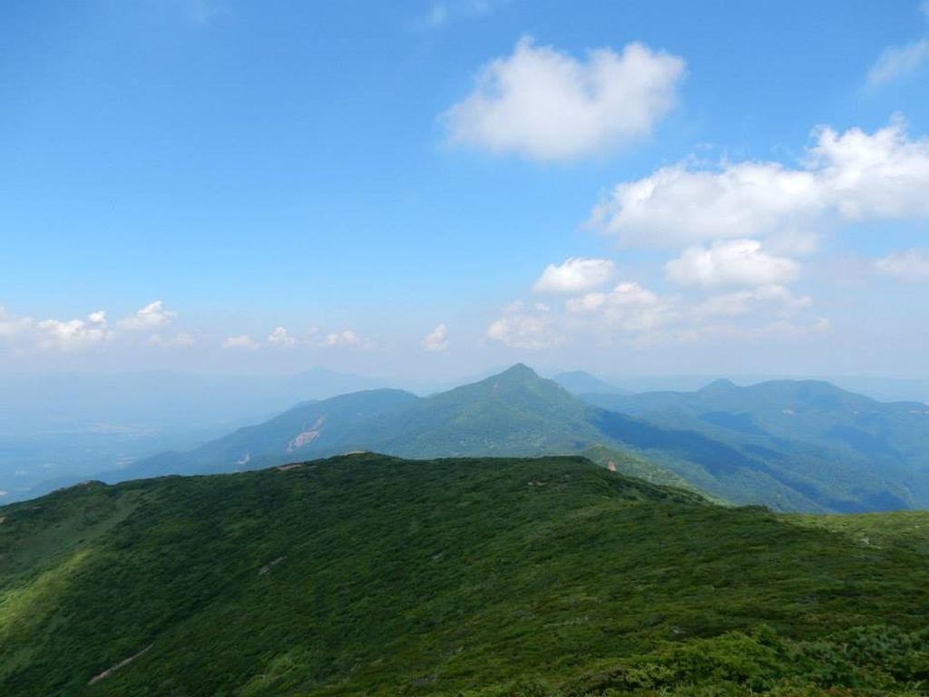 下山路から朝日岳