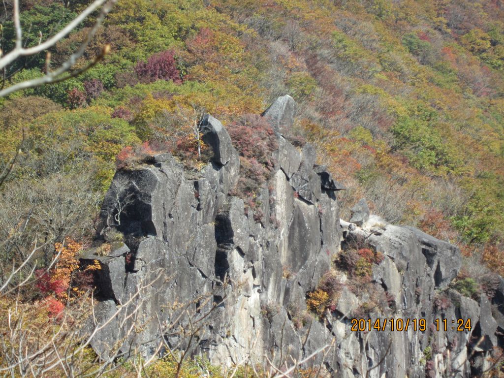 なぜ耳岩というのかが分かりました