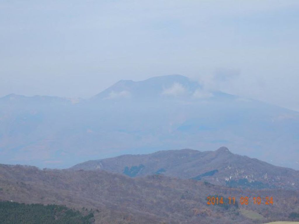 遠くに浅間山が見えました