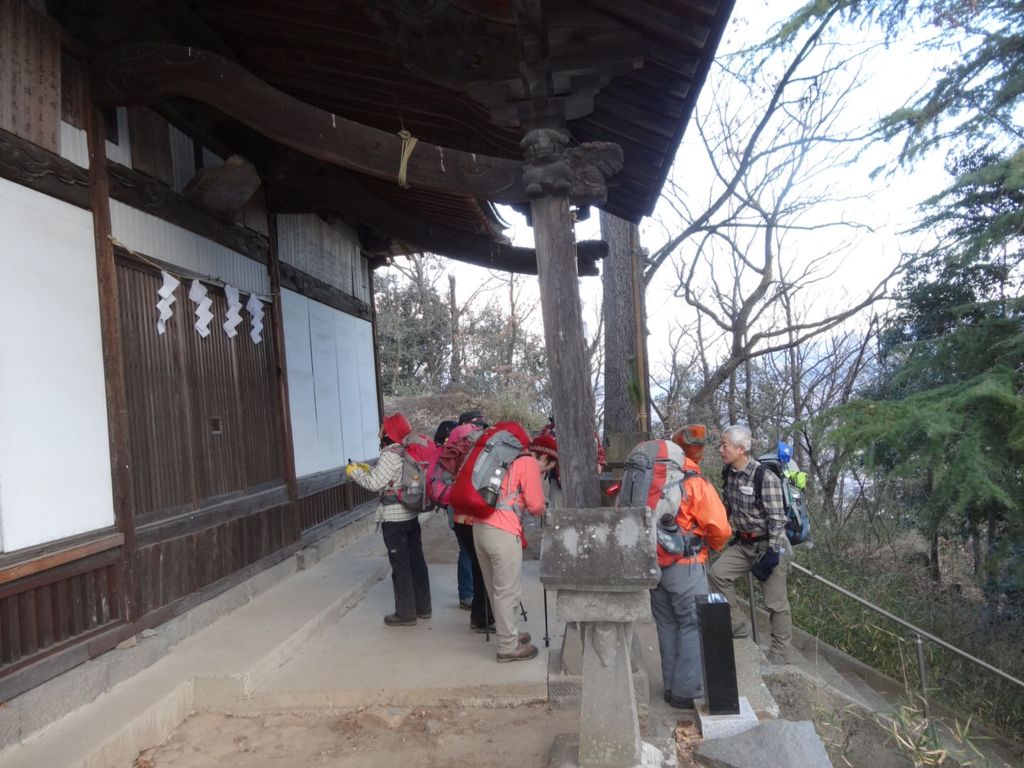 山神社