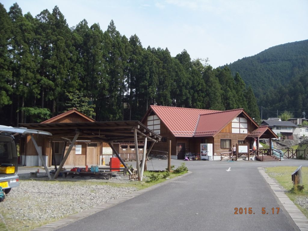 ビジターセンター駐車場