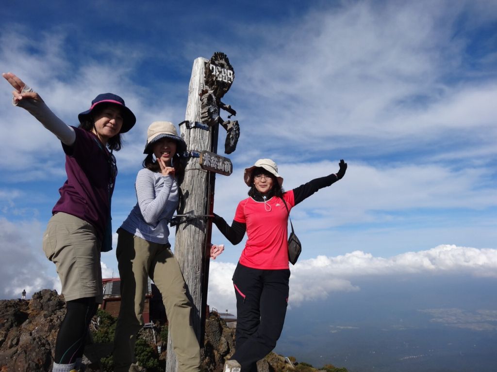 女子会、赤岳制覇！