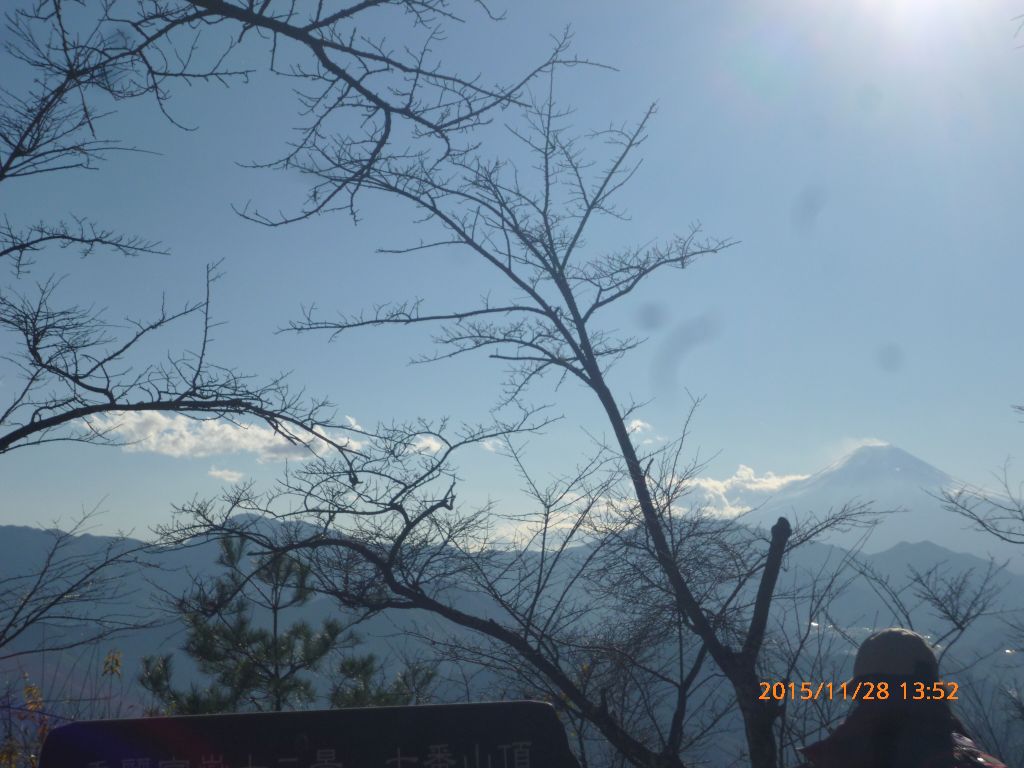 百蔵山、山頂からの富士山