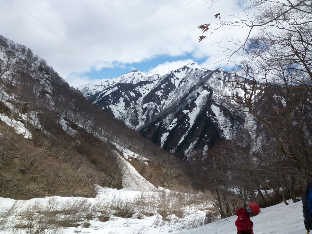 白髪門、笠ヶ岳、朝日岳が見えました