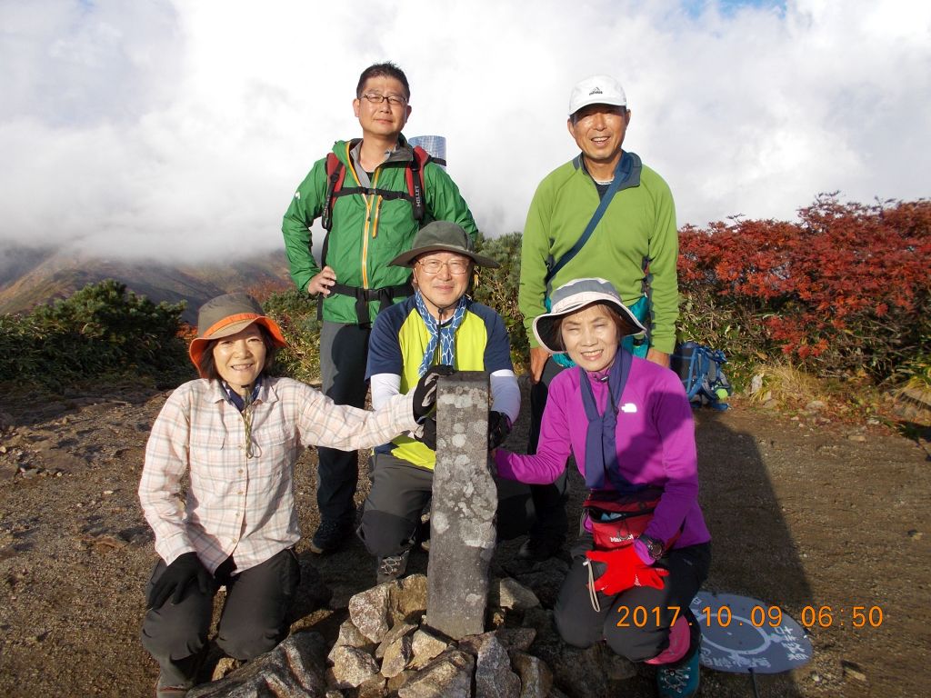 小朝日岳、山頂集合写真