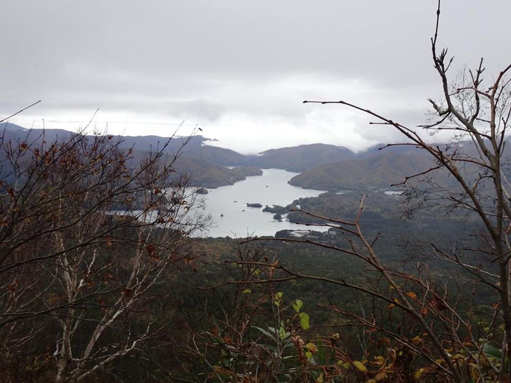 桧原湖が一瞬見えました