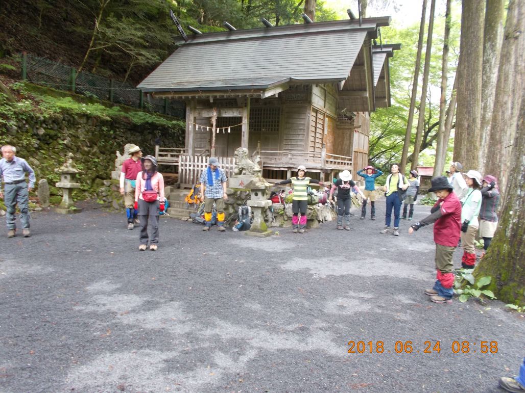 一石神社で準備運動