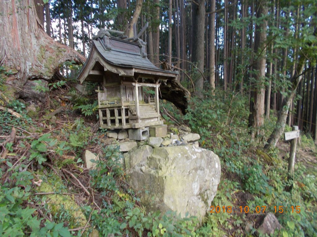 大根ノ山ノ神神社（ﾀﾞｲｺﾝではなくオオネ）