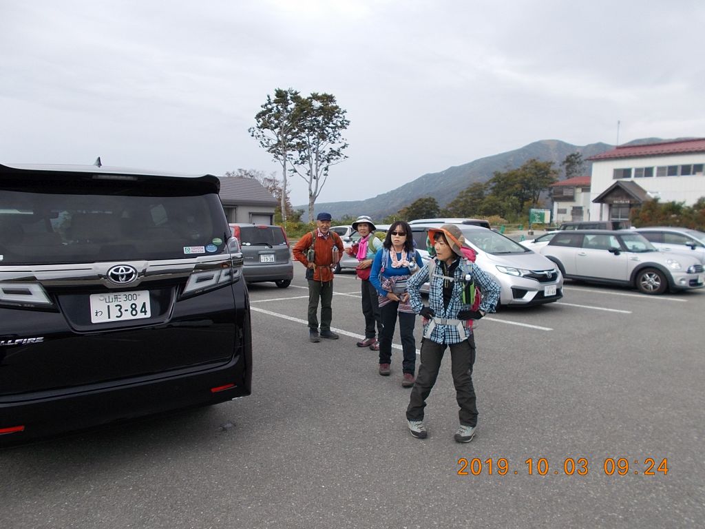 【DAY1】ここから月山に登ります