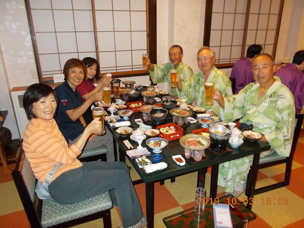 お疲れ様！美味しい食事タイムです