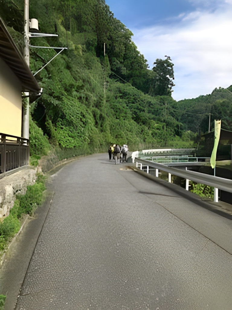 東吾野駅からユガテに向け出発