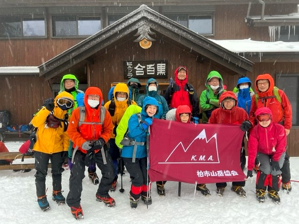 下山前に山小屋にて