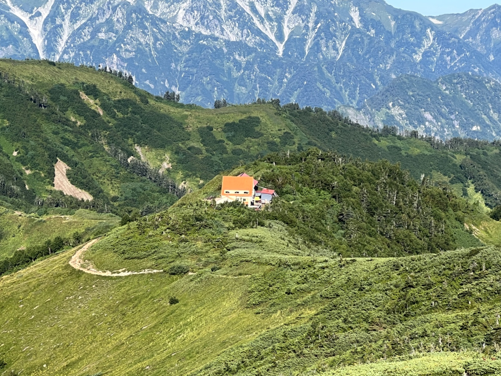 種池２ 下山中、種池山荘はもうすぐだ