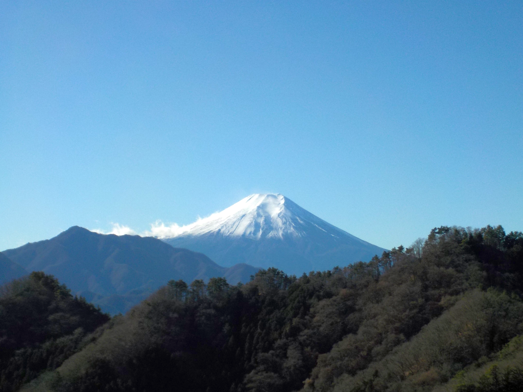 山頂より真正面に富士山