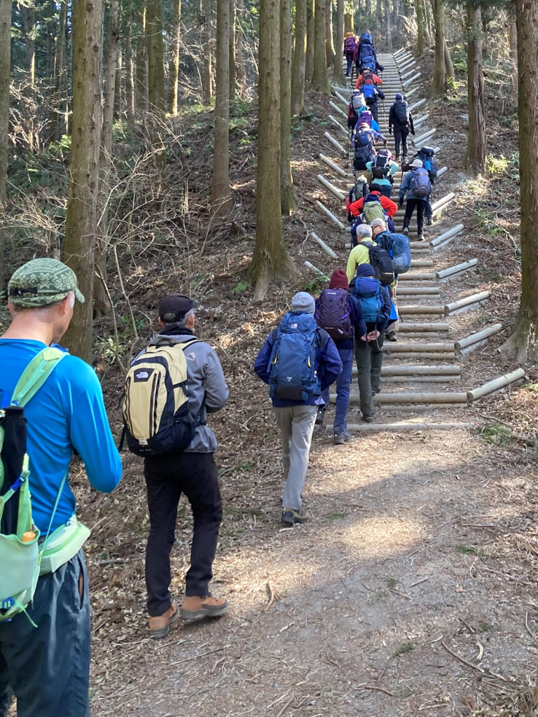 宝登山階段