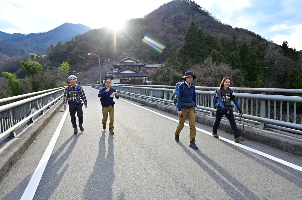 ゴールの梁川駅まであと少し。お疲れ様でした。